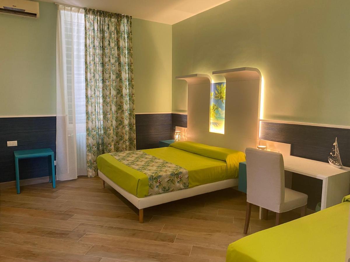 Porto Di Mare B&B Giovinazzo Exterior photo